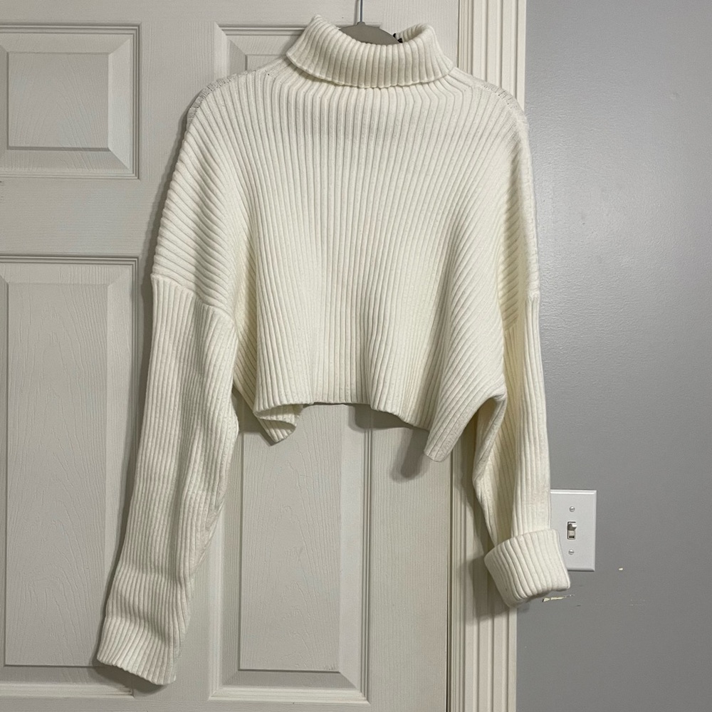COPY - White Turtle Neck Sweater